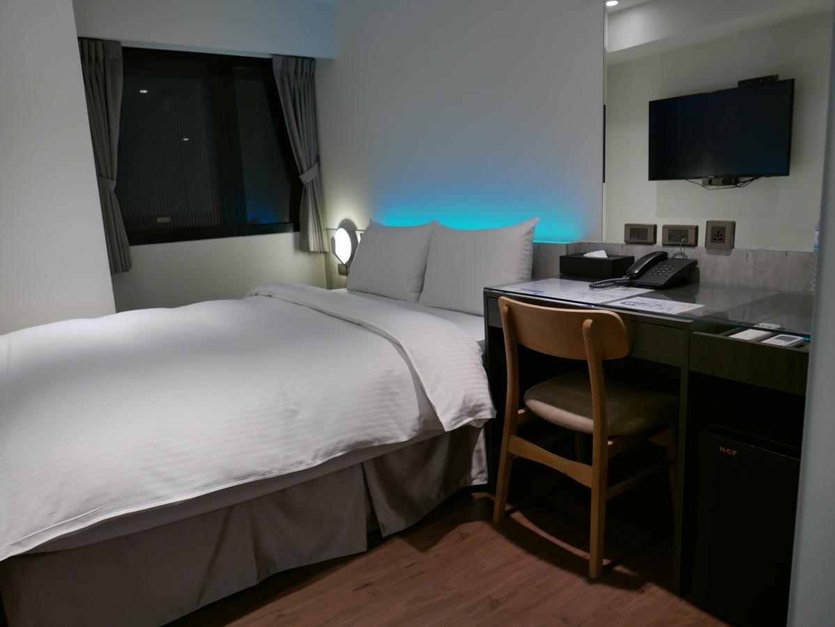 泊居旅店二館 Oursinn Hotel 2 Đài Bắc Ngoại thất bức ảnh